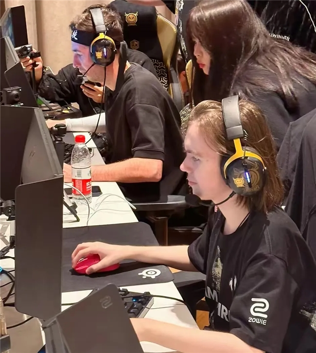 LPL季后赛争夺白热化，一图看懂目前局势